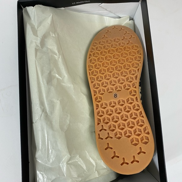 NEW J/SLIDES Leopard Tiger Knit Slip On Sneakers - Picture 6 of 9